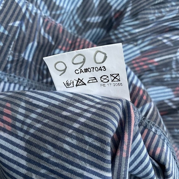 chepe Blue Patterned pinapple Blouse medium - Picture 2 of 8